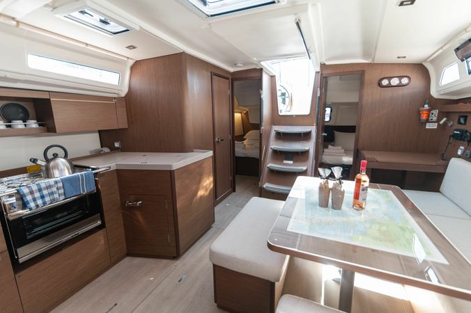 Beneteau Oceanis 40.1 | Little Spiros