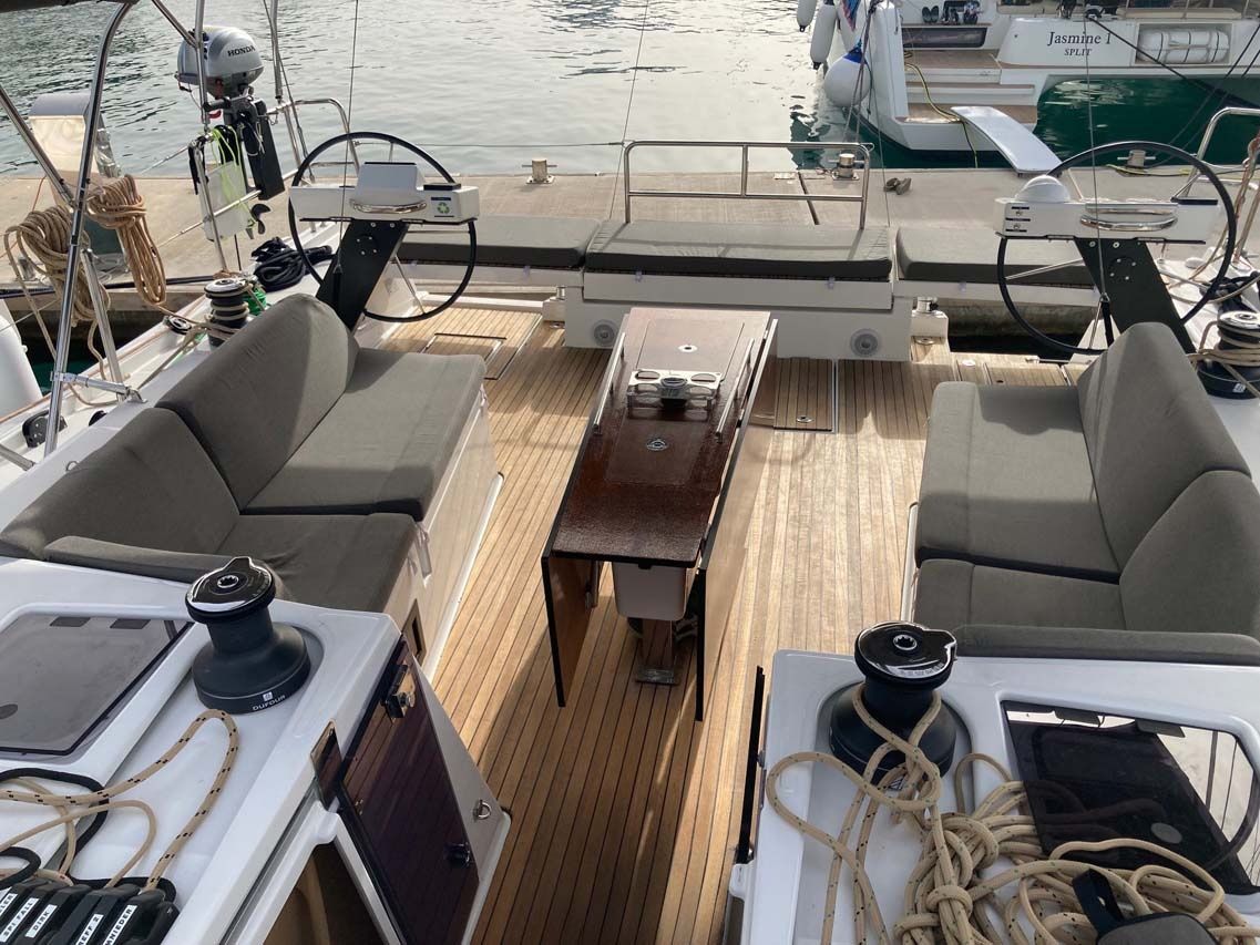 Dufour 470 | Spirit