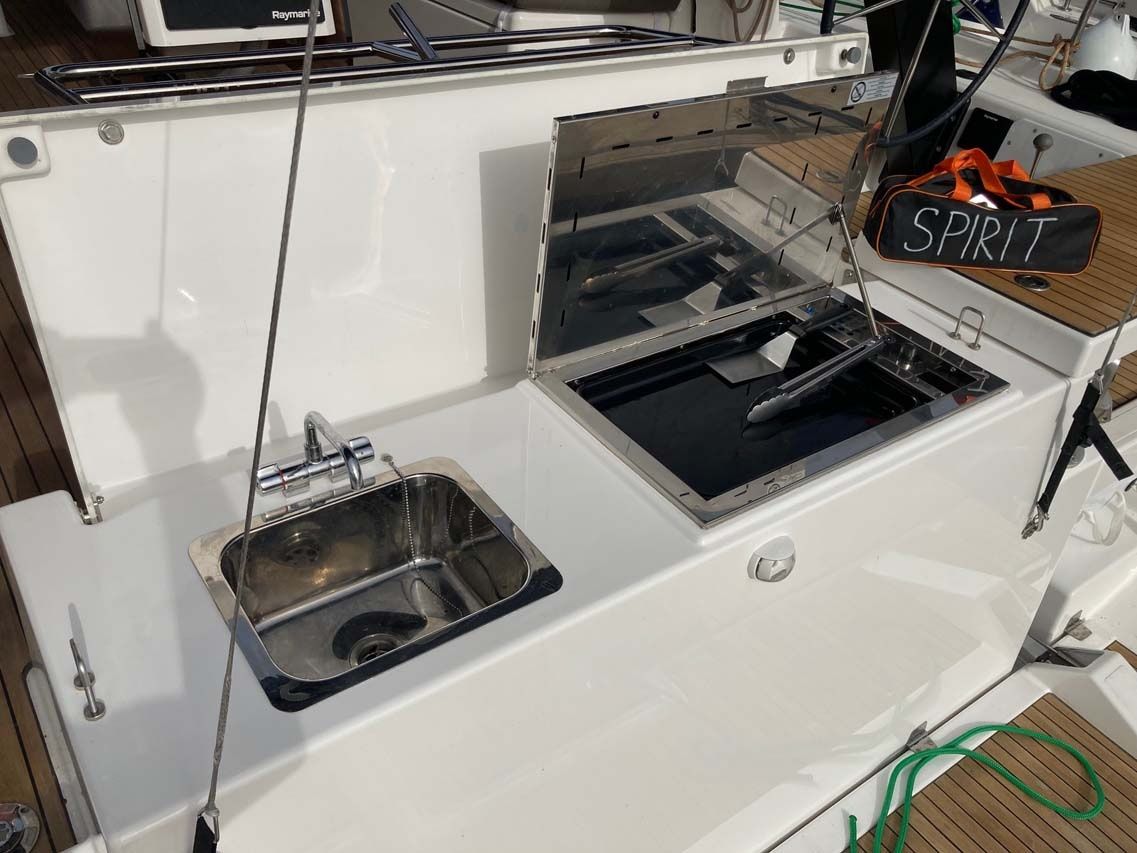 Dufour 470 | Spirit