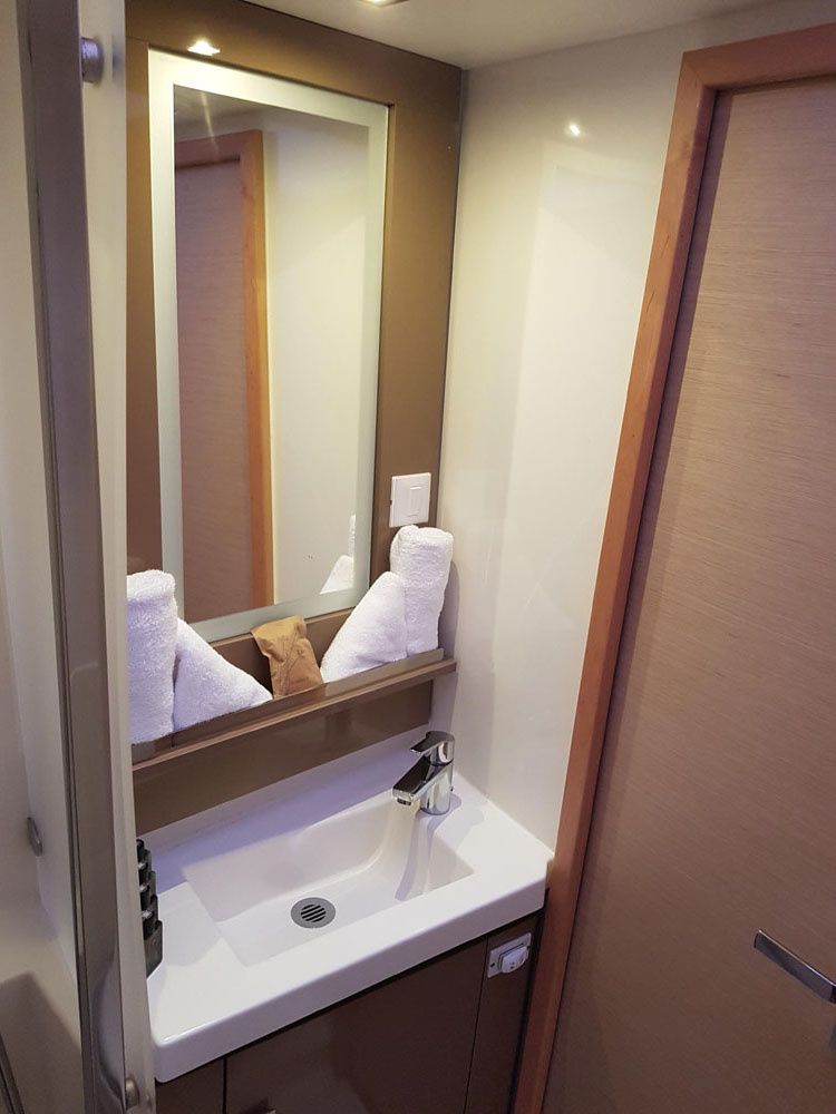Fountaine Pajot Saona 47 | Dakota
