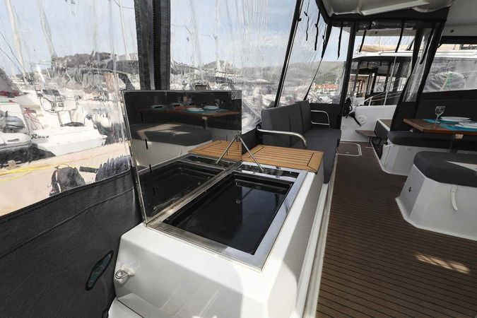 Fountaine Pajot Astrea 42 | Ariel