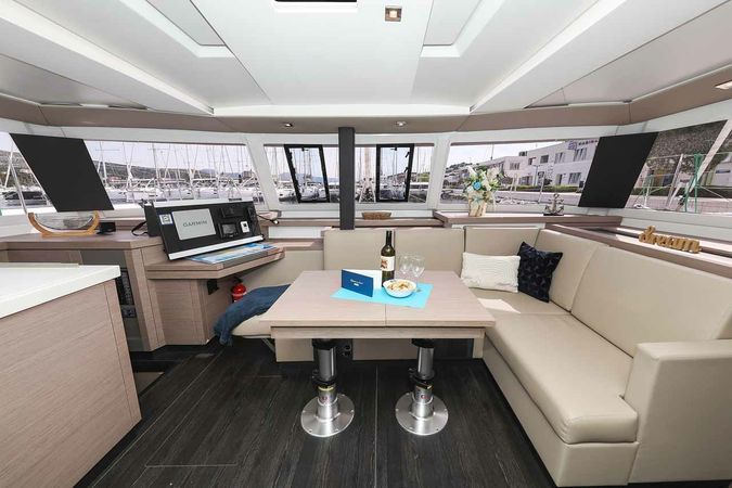 Fountaine Pajot Astrea 42 | Ariel