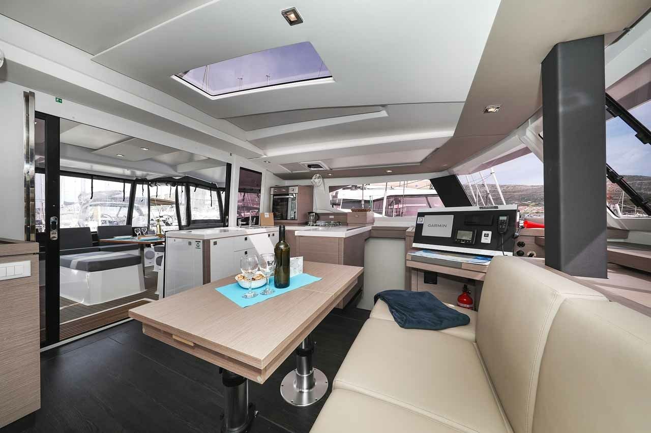Fountaine Pajot Astrea 42 | Ariel