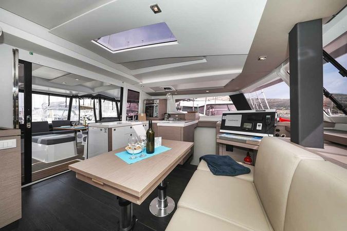 Fountaine Pajot Astrea 42 | Ariel