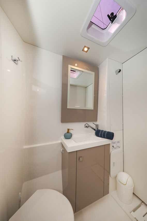 Fountaine Pajot Astrea 42 | Ariel