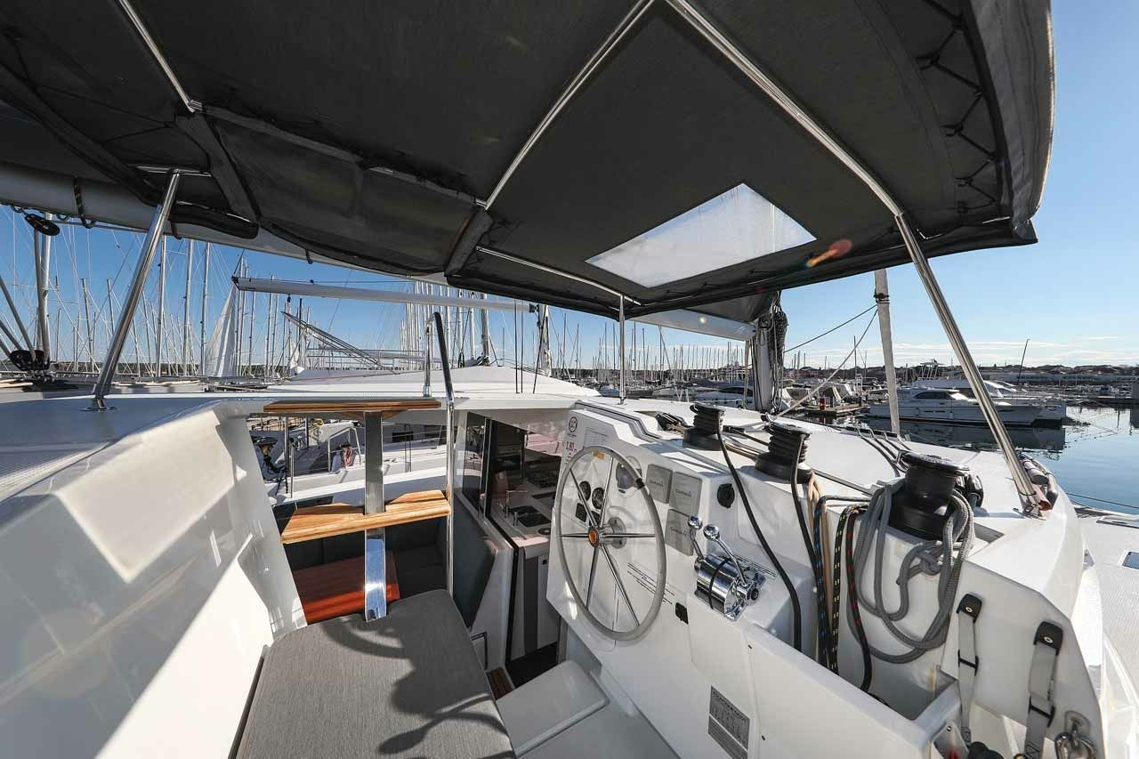 Fountaine Pajot Isla 40 | Orion