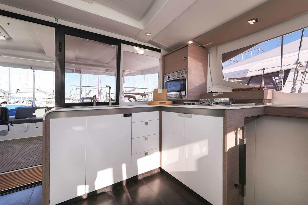 Fountaine Pajot Isla 40 | Orion