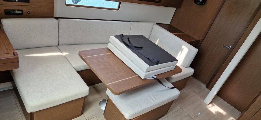 Beneteau Oceanis 40.1 | Sali