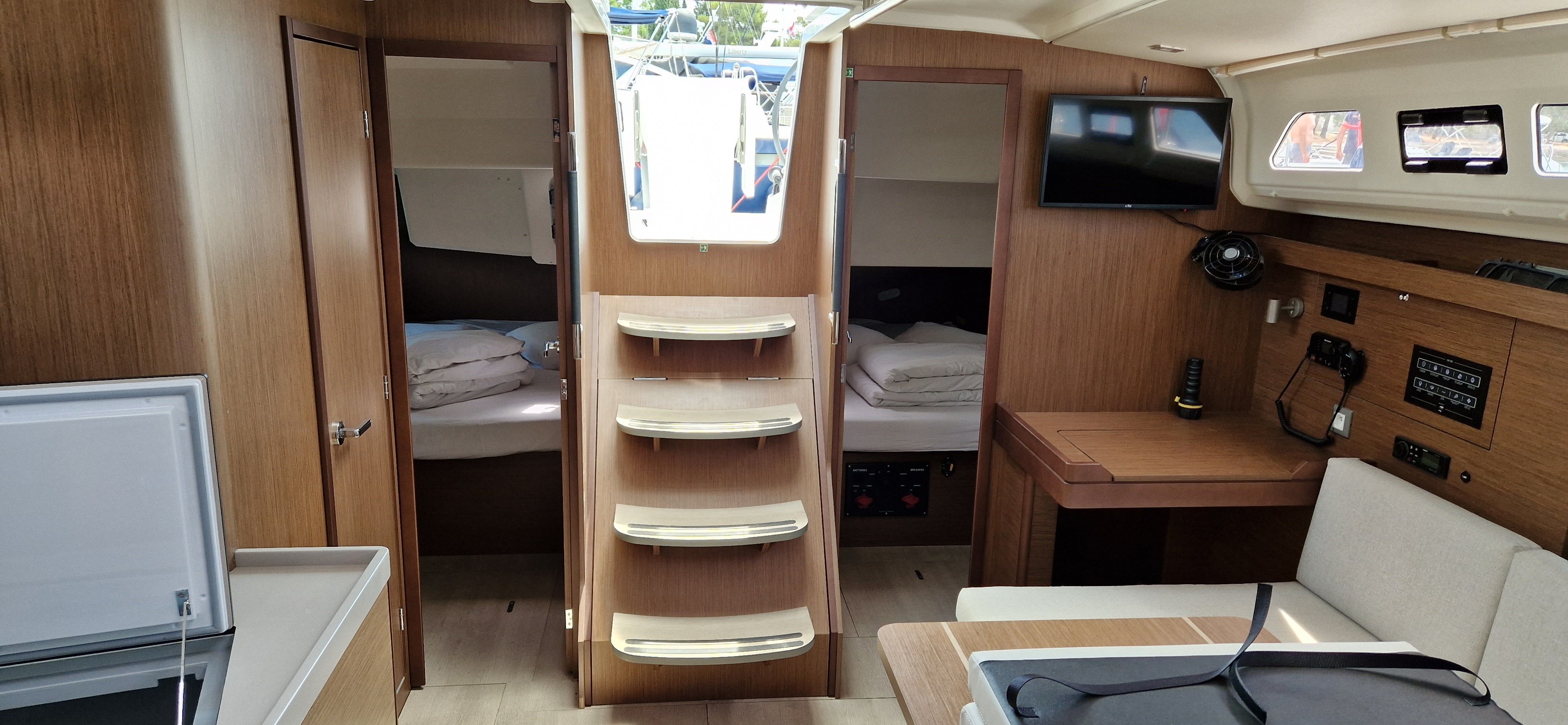 Beneteau Oceanis 40.1 | Sali