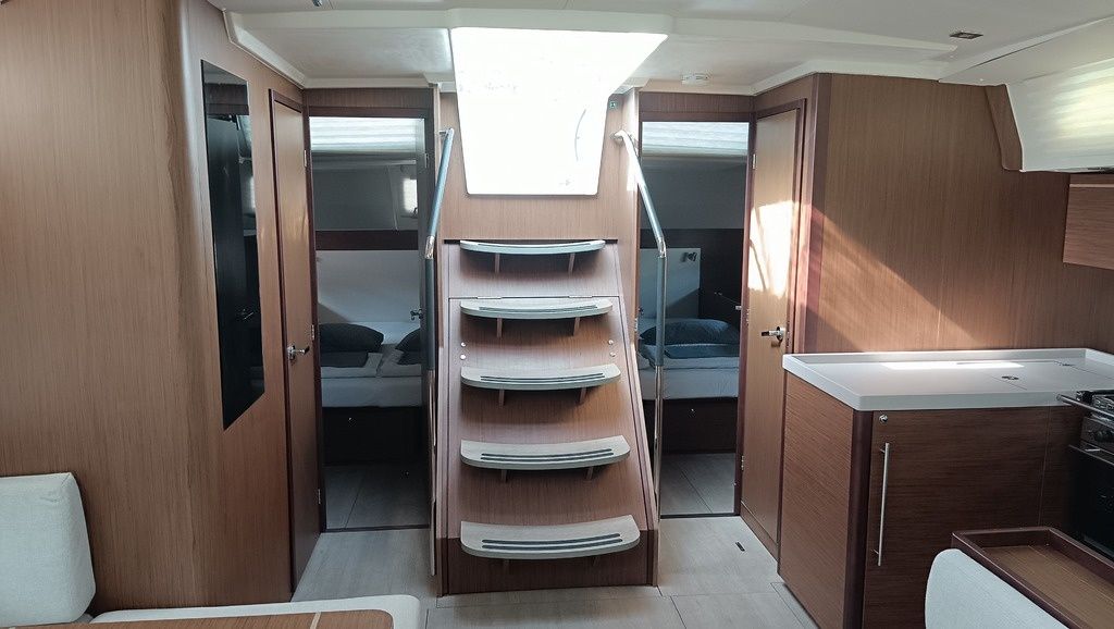 Beneteau Oceanis 51.1 | Alba