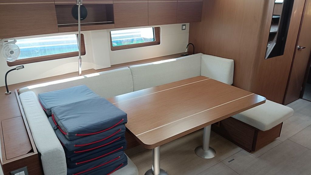 Beneteau Oceanis 51.1 | Alba