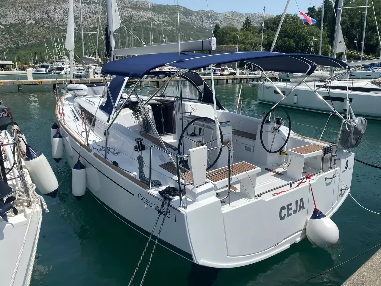 Beneteau Oceanis 38.1 | Ceja