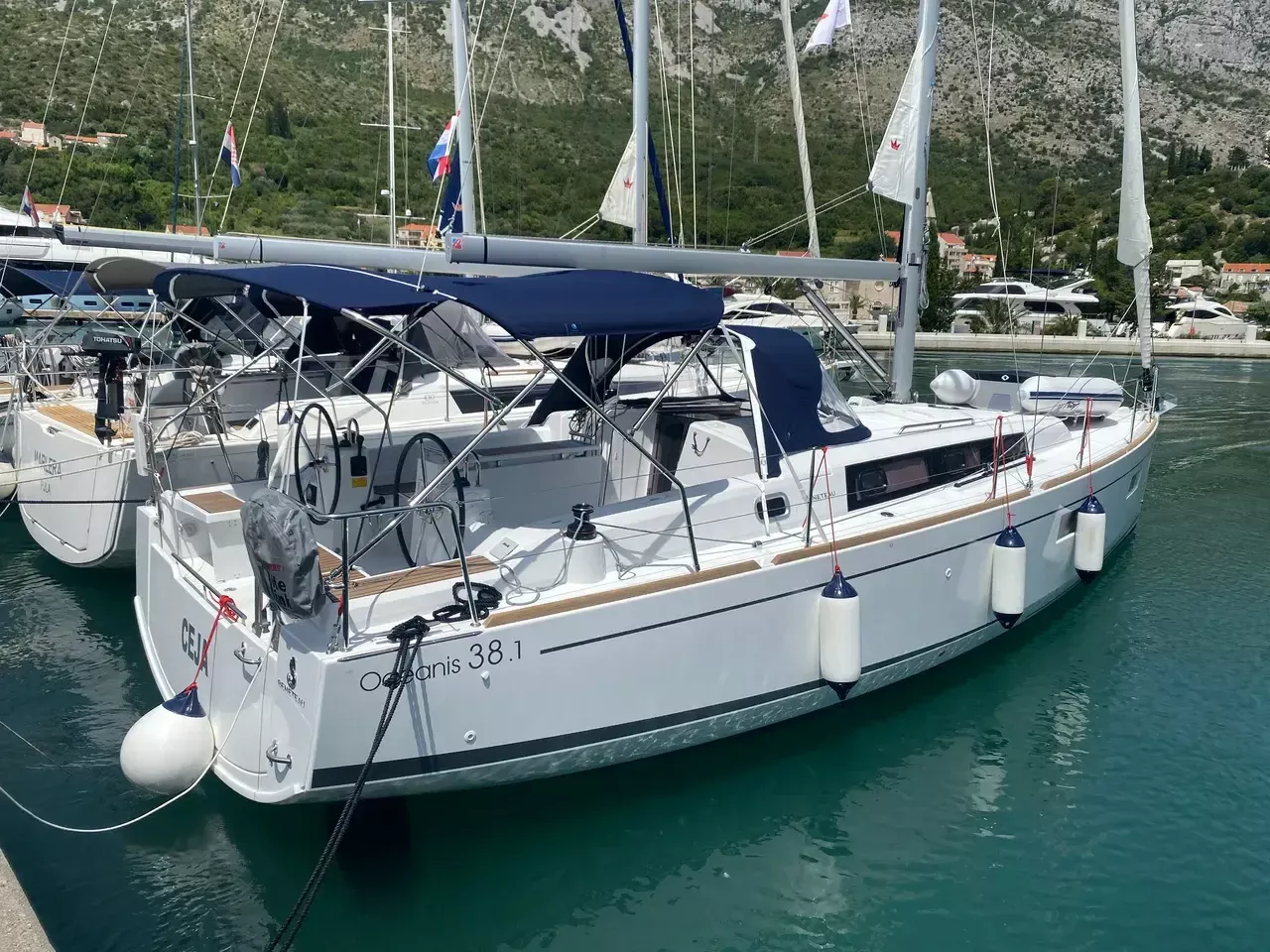 Beneteau Oceanis 38.1 | Ceja
