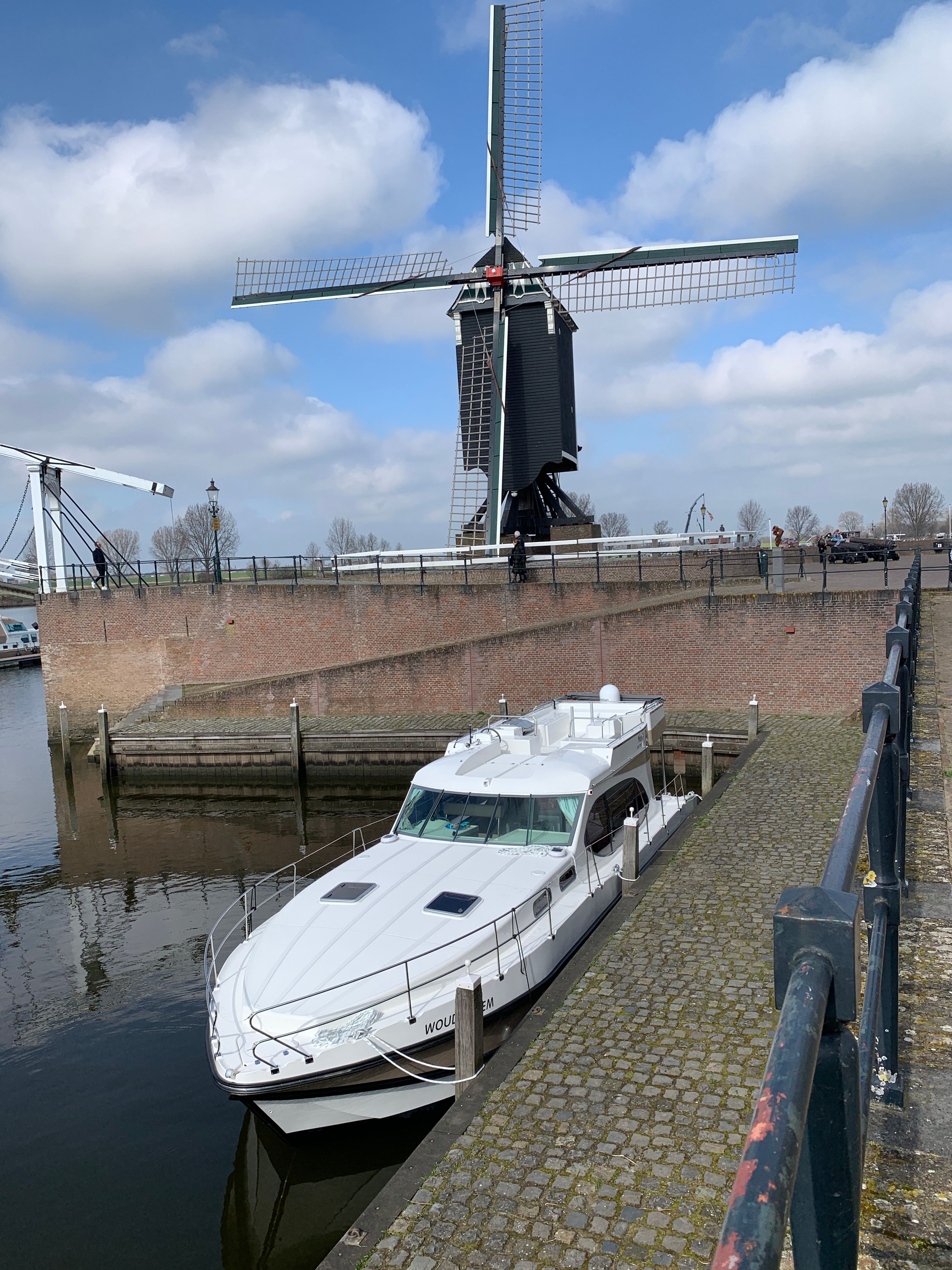 Nicols Quattro Fly C | Woudrichem