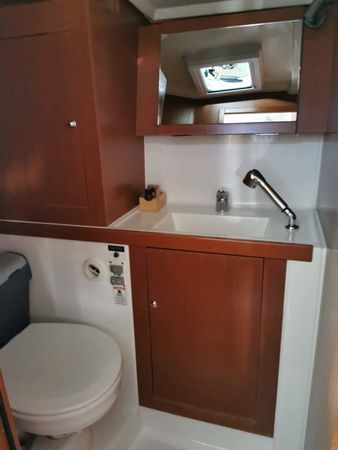 Beneteau Oceanis 41.1 | First