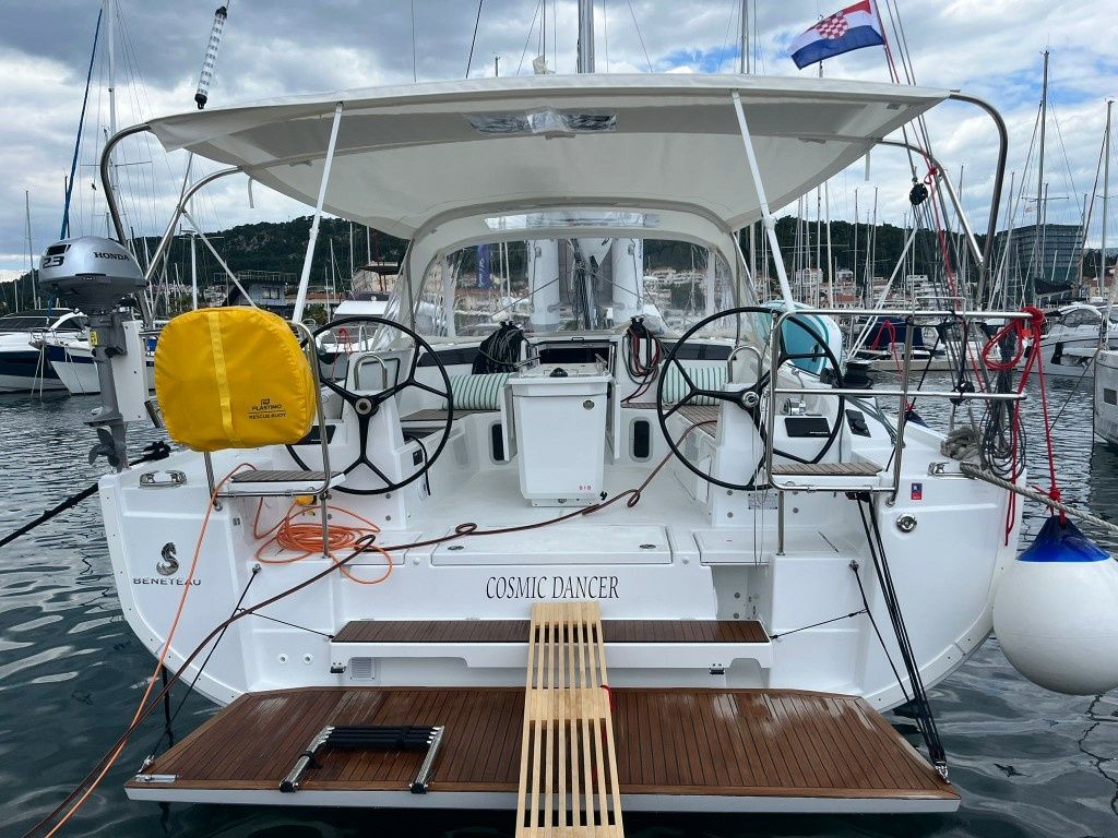 Beneteau Oceanis 40.1 | Cosmic Dancer