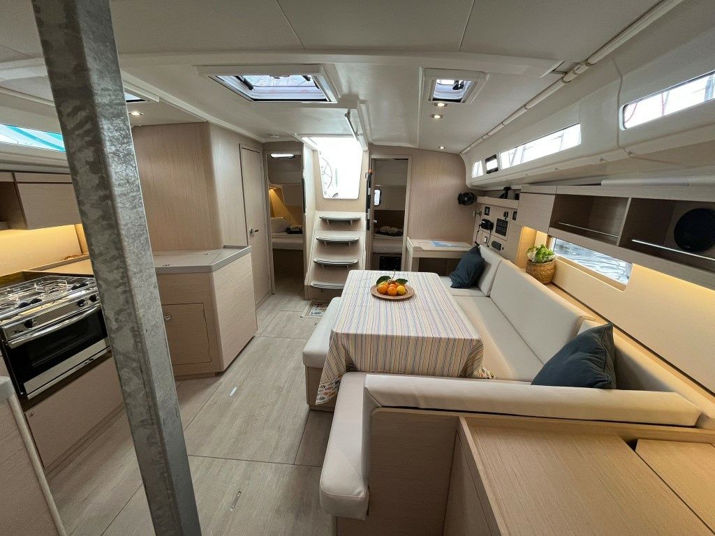 Beneteau Oceanis 40.1 | Cosmic Dancer