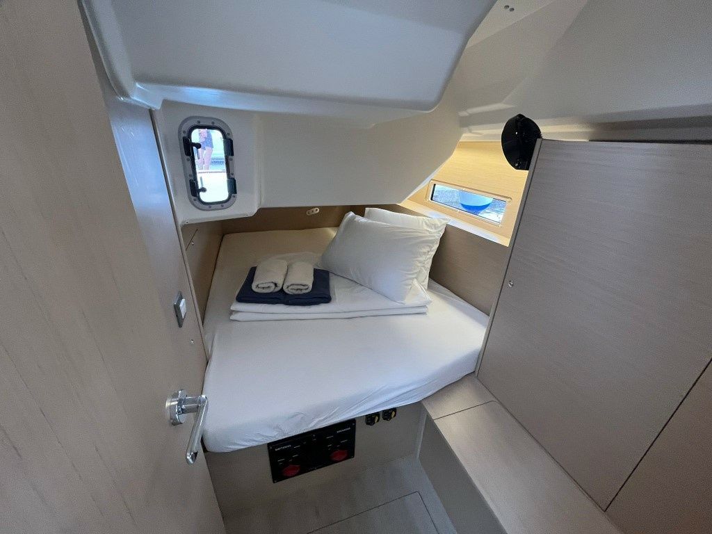 Beneteau Oceanis 40.1 | Cosmic Dancer