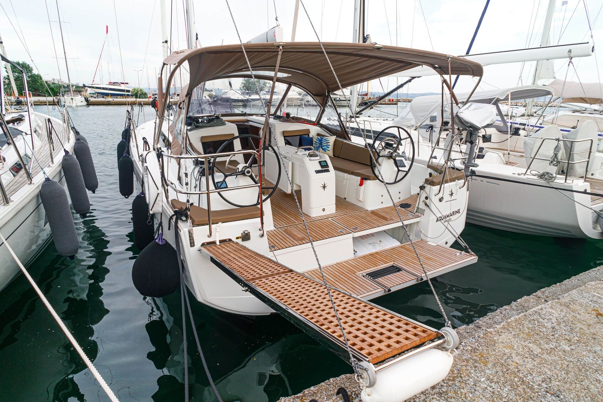 Jeanneau Sun Odyssey 410 | Aquamarine