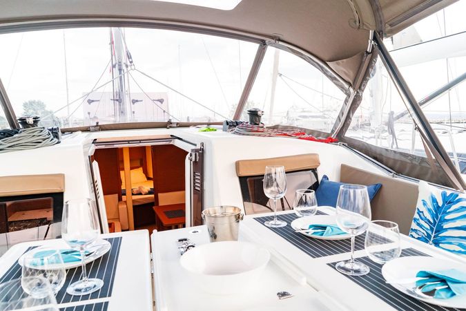 Jeanneau Sun Odyssey 410 | Aquamarine