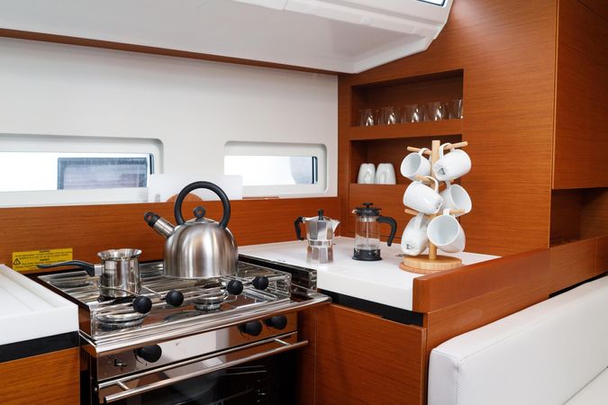 Jeanneau Sun Odyssey 410 | Aquamarine