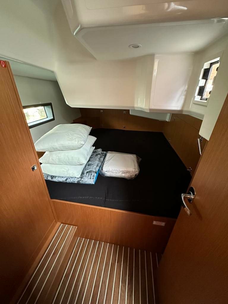 Bavaria C42 | Leopard