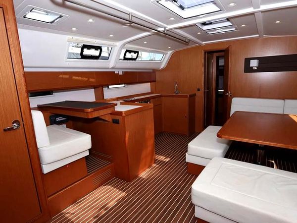 Bavaria Cruiser 51 | Vera