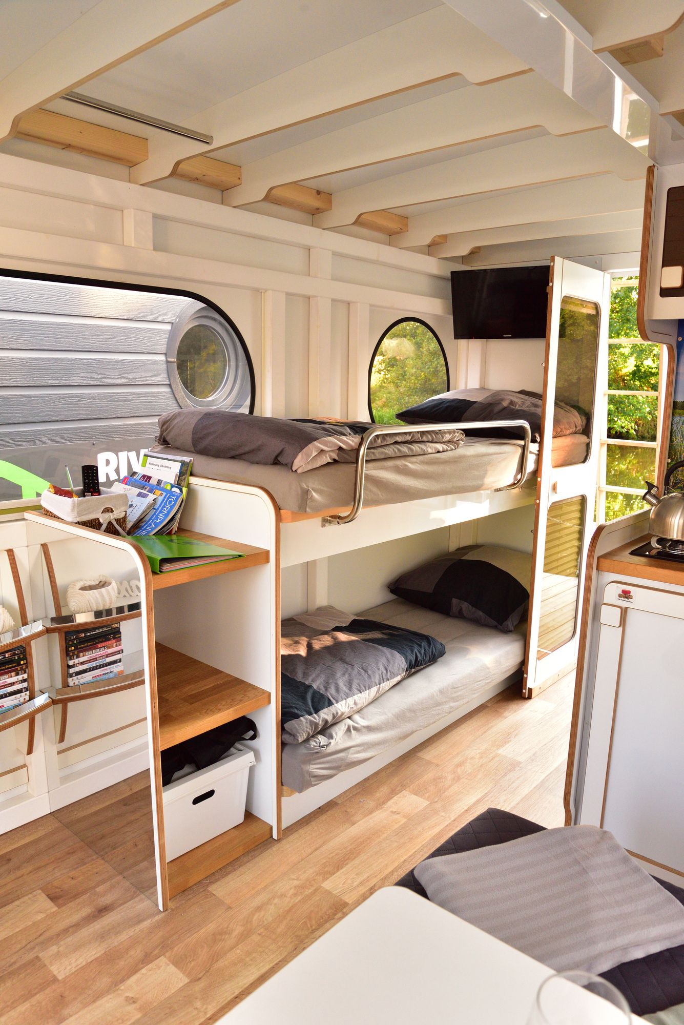 Rollyboot 8.2 | Leni