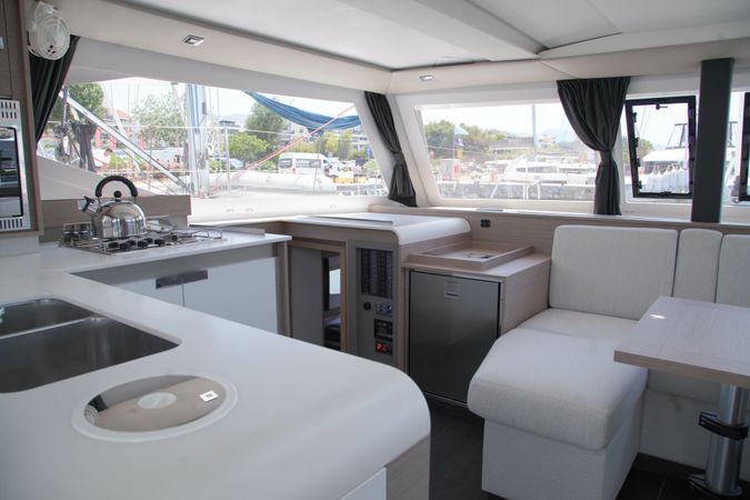 Fountaine Pajot Isla 40 | Anasa
