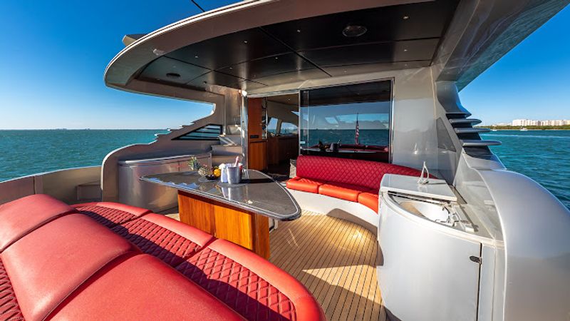 Pershing 90 | Regal