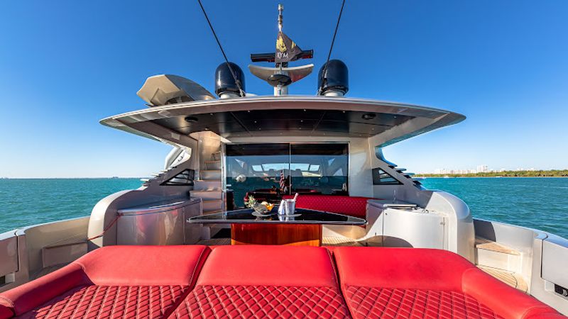 Pershing 90 | Regal
