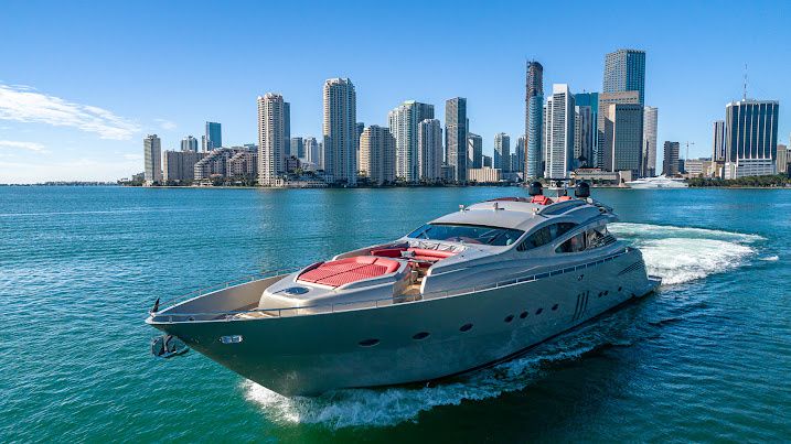 Pershing 90 | Regal