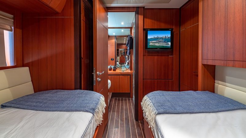 Pershing 90 | Regal