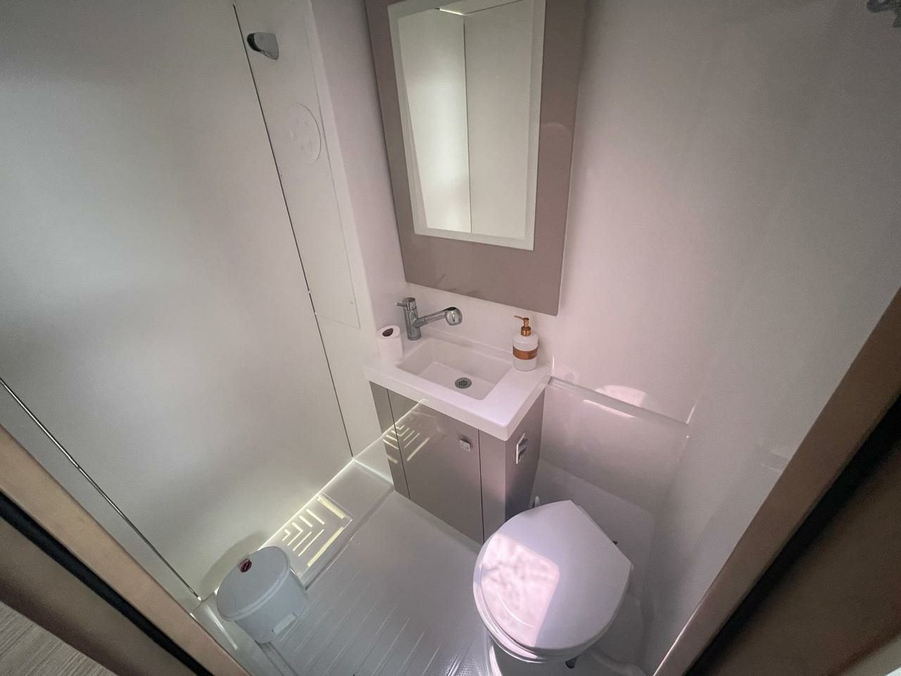 Fountaine Pajot Astrea 42 | Cicada
