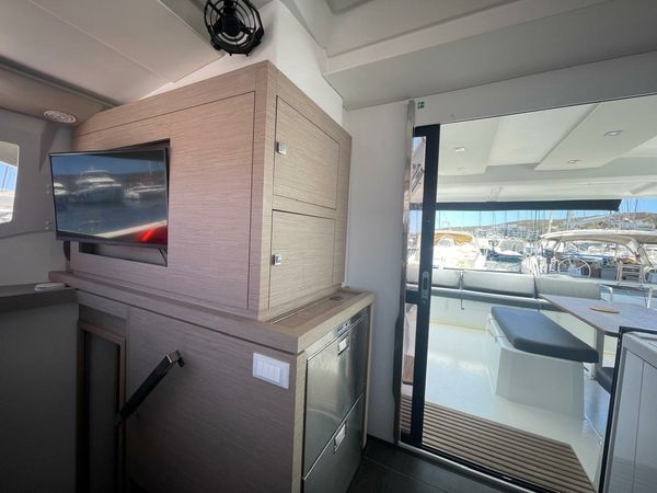 Fountaine Pajot Astrea 42 | Cicada
