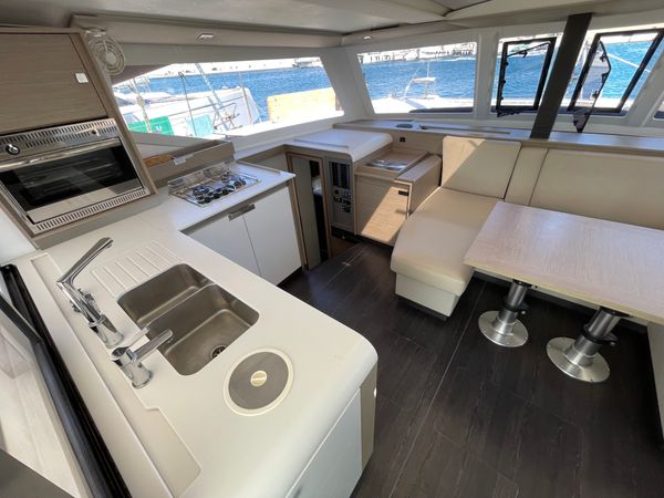 Fountaine Pajot Isla 40 | Emirel