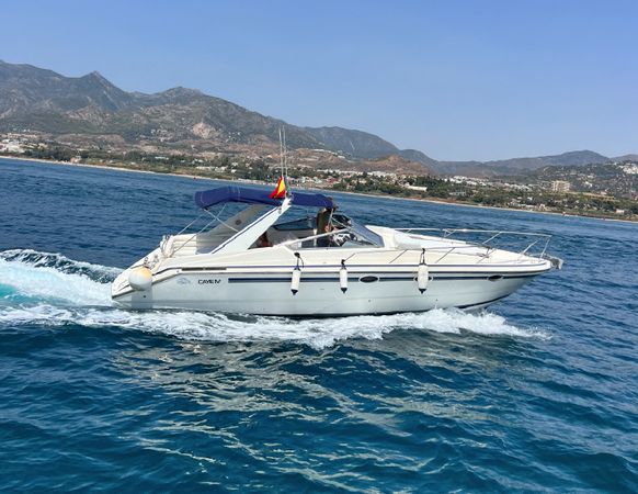 Glastron Riviera 350 | Cayen