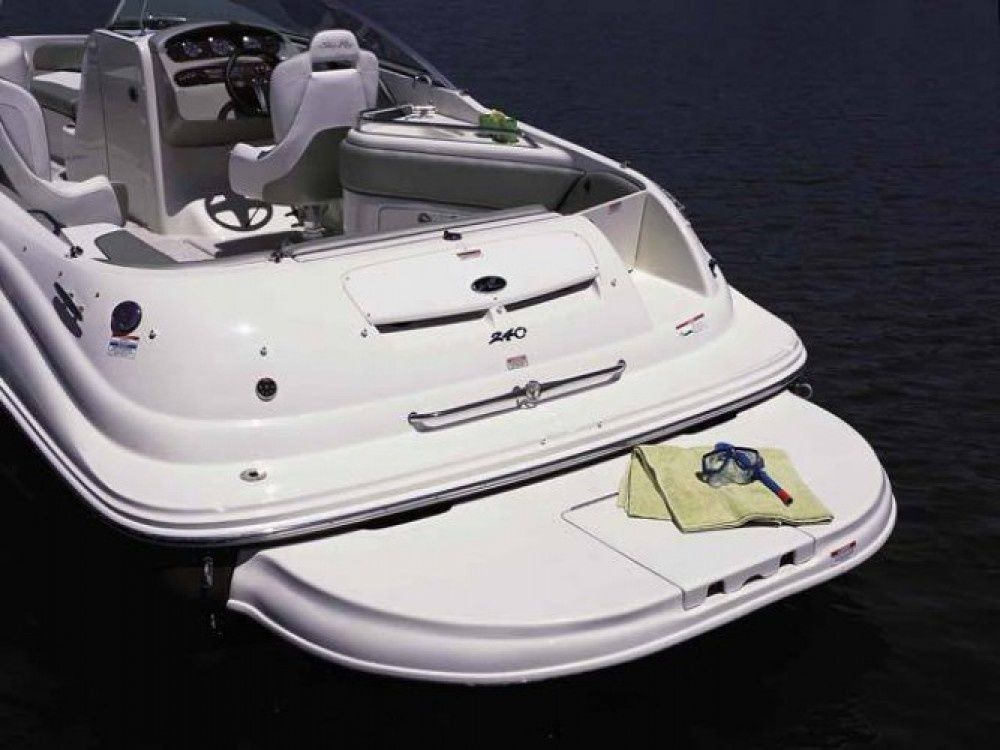 Sea Ray Sundeck 240 | Nala