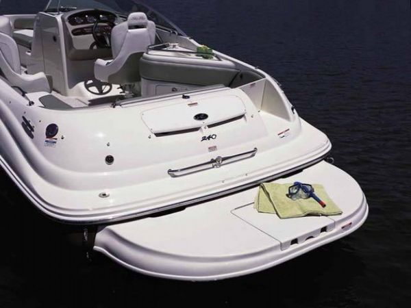 Sea Ray Sundeck 240 | Nala