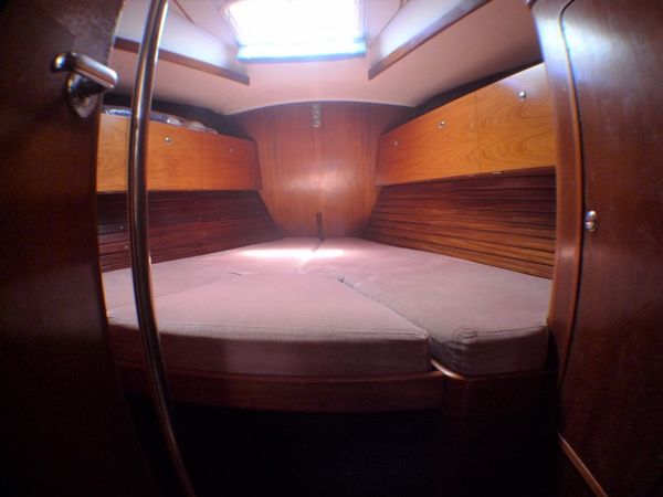 Beneteau Oceanis 440 | Candela 4