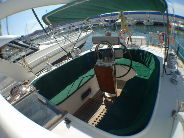 Beneteau Oceanis 440 | Candela 4