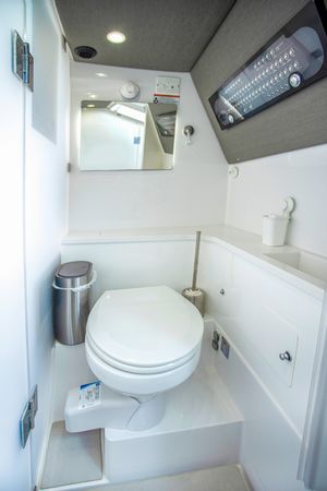 Axopar 37 Sun Top | Enigma