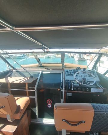 Sea Ray 300 | Endless Blue