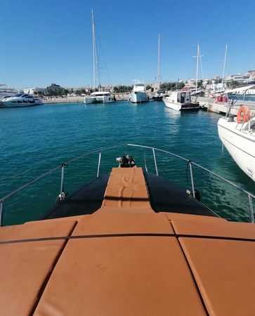 Sea Ray 300 | Endless Blue