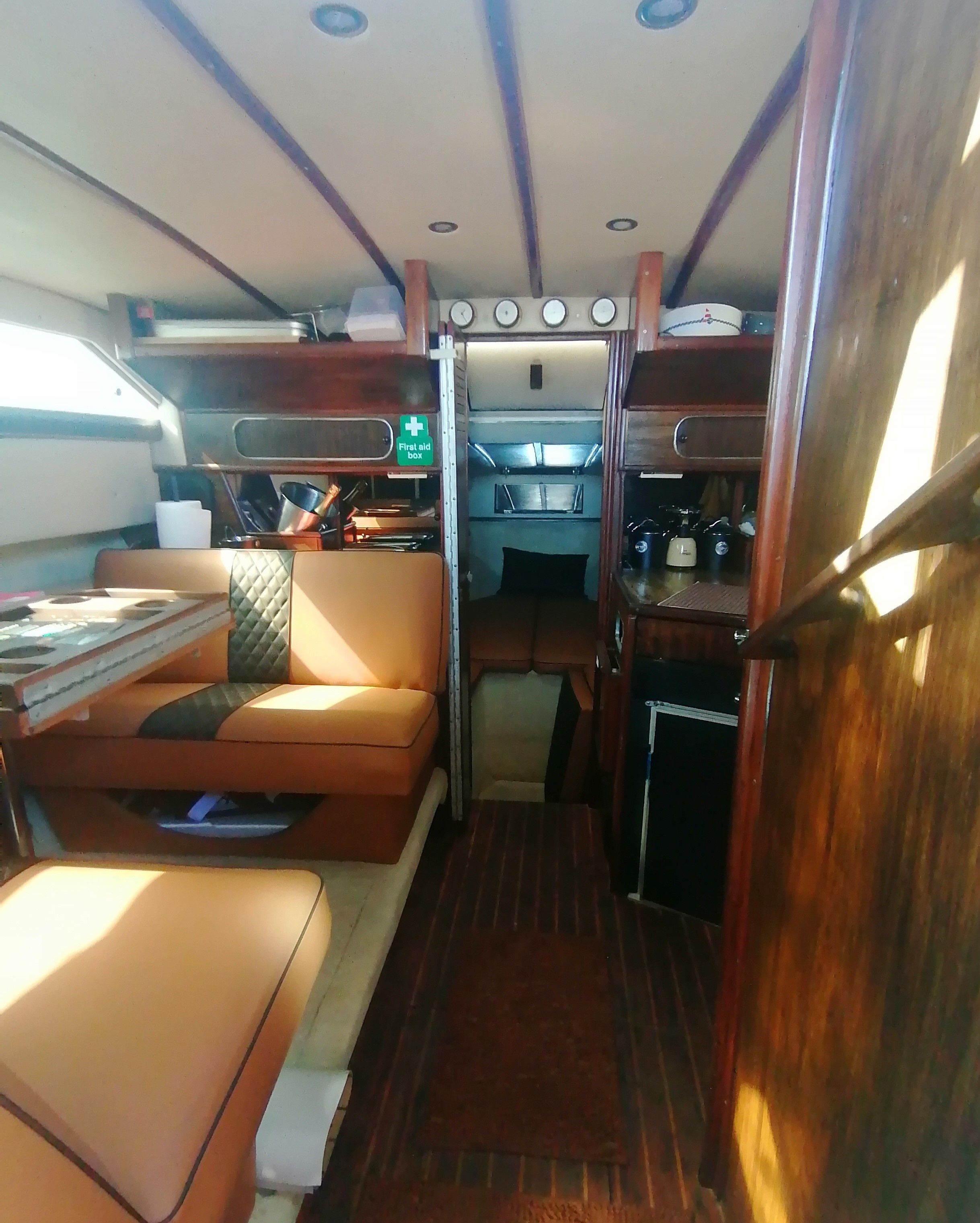 Sea Ray 300 | Endless Blue