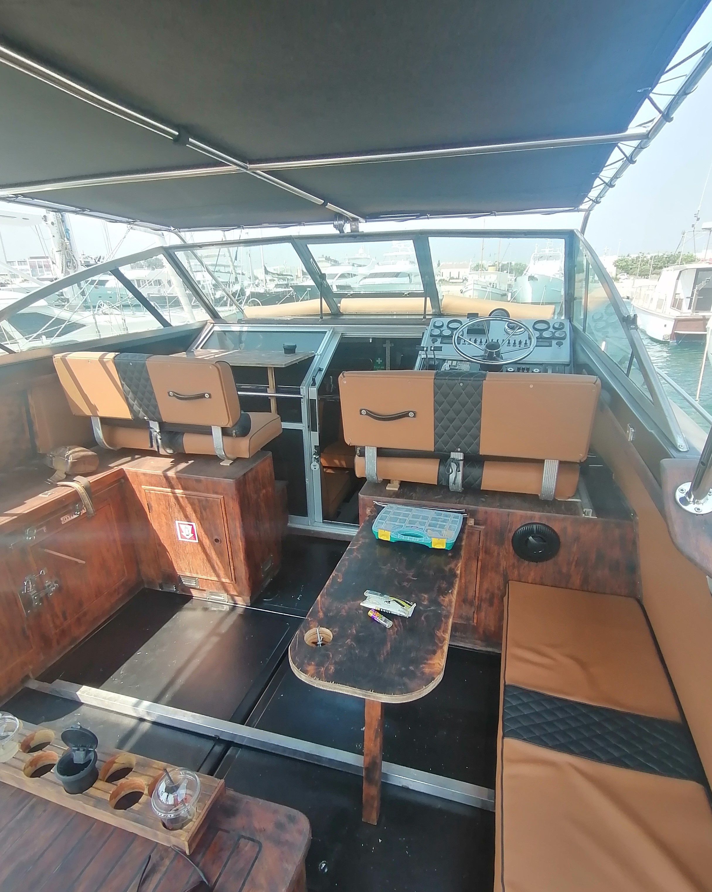 Sea Ray 300 | Endless Blue