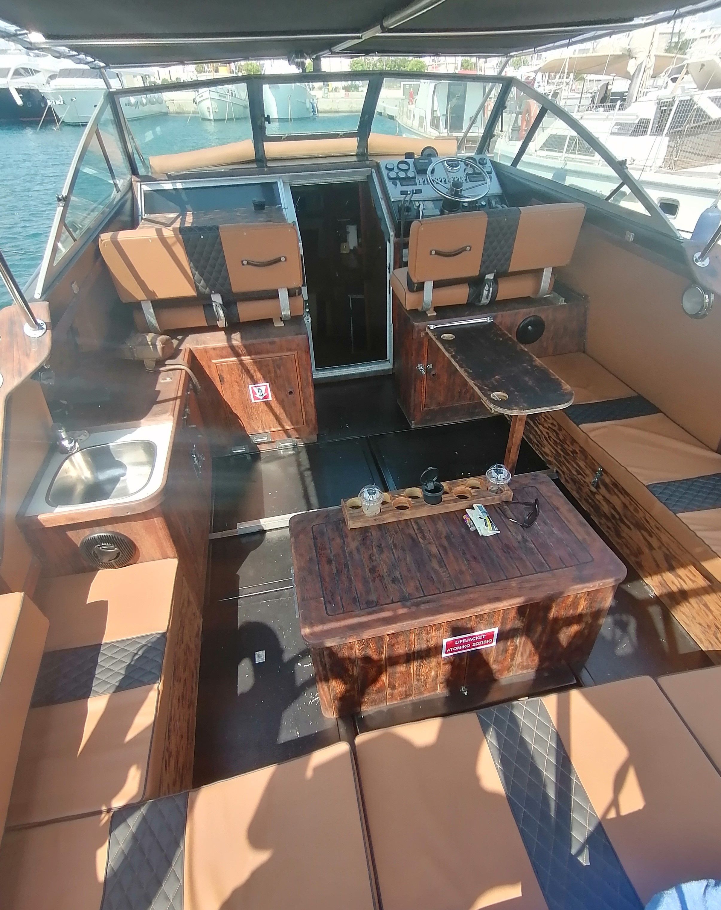 Sea Ray 300 | Endless Blue