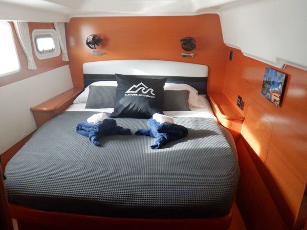 Lagoon 440 | Altitude Adjustment