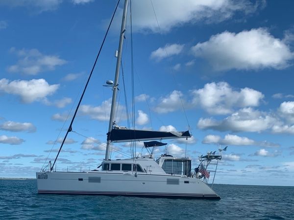 Lagoon 440 | Altitude Adjustment