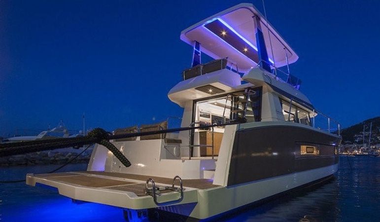 Fountaine Pajot MY 37 | Muscat